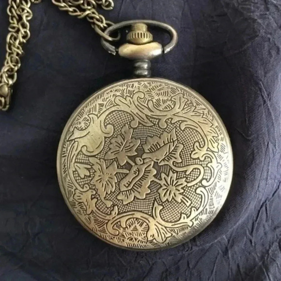 NMBC NBC Jack Skellington Bronze Tone Quartz Pocketwatch Pocket Watch NWT - Picture 3 of 4